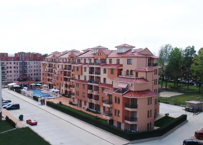 Апартамент Holidays Kassandra Sunny