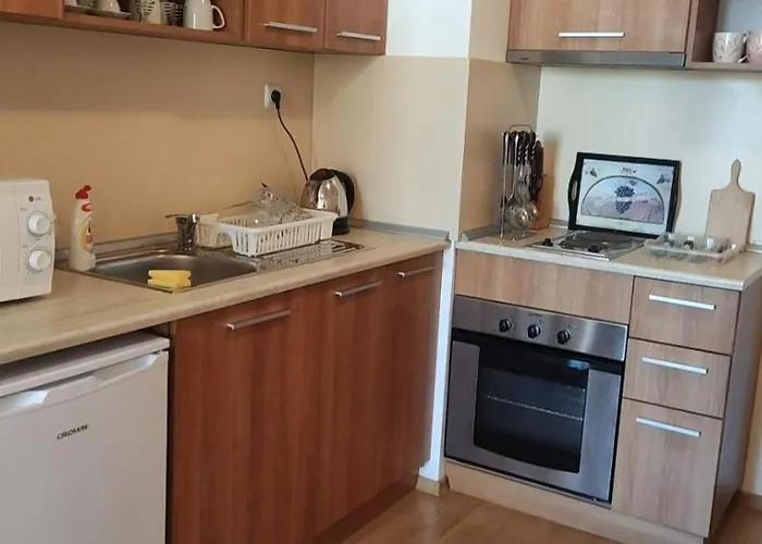 Апартамент Holidays Kassandra Sunny